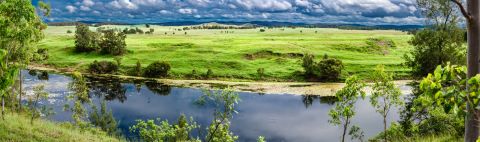 Clarence River near the village of Tabulam in the far north east of New South Wales, with a view across the hinterland on the west bank of the river.
