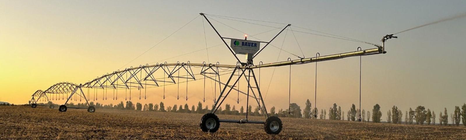 One of several pivot irrigators installed at Crofton Park at Barfold, irrigating clover paddocks on a previously dry land farming property. Photo credit: Tim McClure from R&R McClure