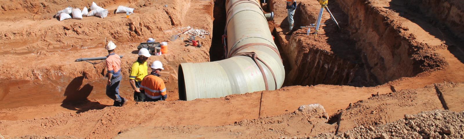 Pipeline being laid at Sunraysia Modernisation Project 2 in Victoria